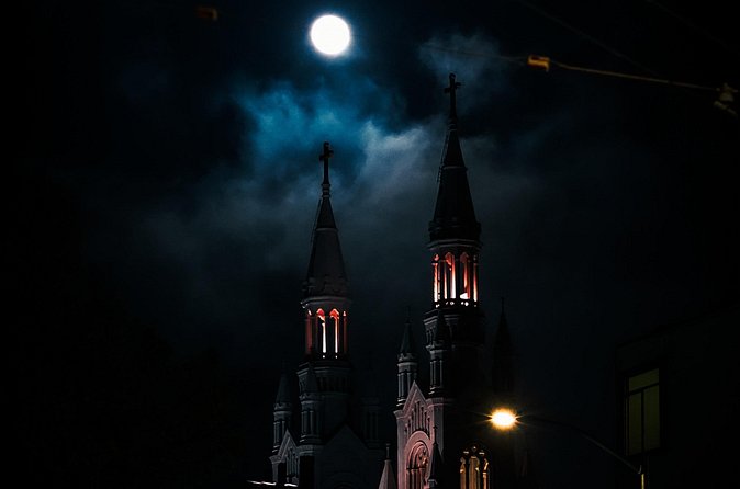 SF's North Beach: Gourmet Ghost Tour - Includes full meal, 3 hrs - Beat poets and dessert at Caffe Trieste
