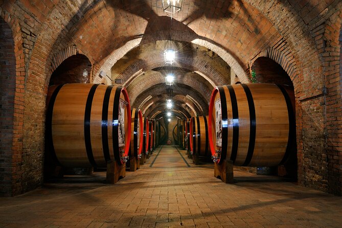 Small Group Napa Valley Tour for Wine Lovers - How the guides shape the day