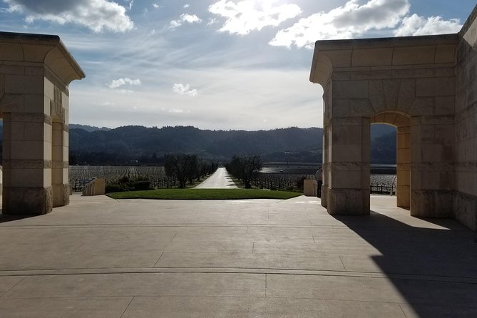Sonoma and Napa Wine Tour 3 Tastings Included Small-Group Tour - Homewood Winery offers the most personal stop