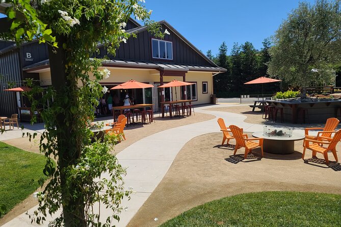 Sonoma Wine Tour with 2 Tastings Included Small-Group Half Day - What to know before booking