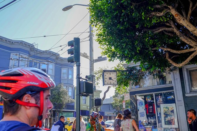 Ultimate Electric SF Bike Tour- food, icons & local hidden gems - The Presidio route and the best bridge viewpoint
